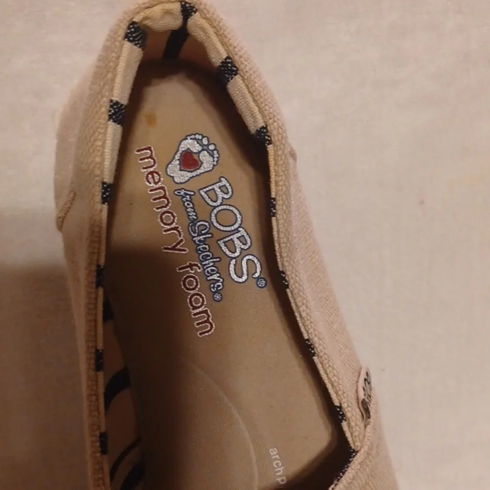 Skechers Tan Espadrille Slip-Ons Canvas Bobs Women's Size 8
